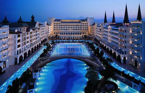 Lüks otelleri azeri ve kazak turistler doldurdu!