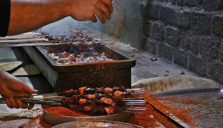 Kuzu ciğerin fiyatı eti solladı, kilosu 420 TL ye satılıyor!