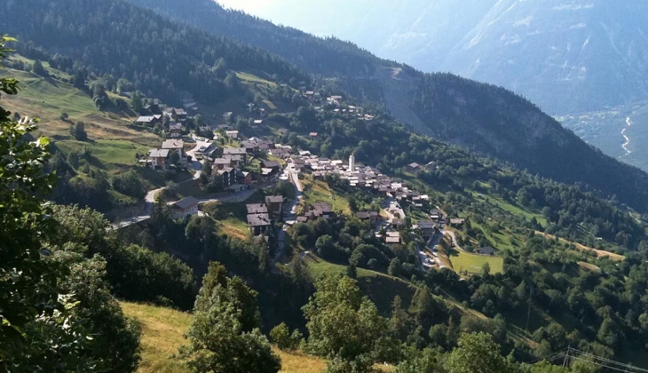 Bu köye taşınanlara tam 75 bin dolar verilecek! İşte şartları...