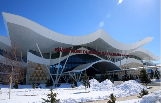 Kiraları iptal edilen DHMİ esnafı karardan memnun!