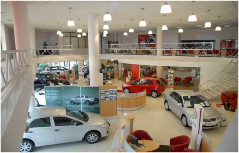 Toyota Plazalar müşterilerini çiçek kokularıyla karşılayacak!