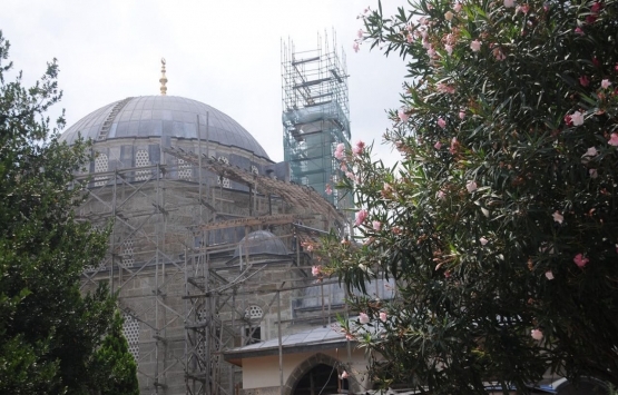 Pertev Mehmet Paşa Camii Ramazan da ibadete açılıyor!