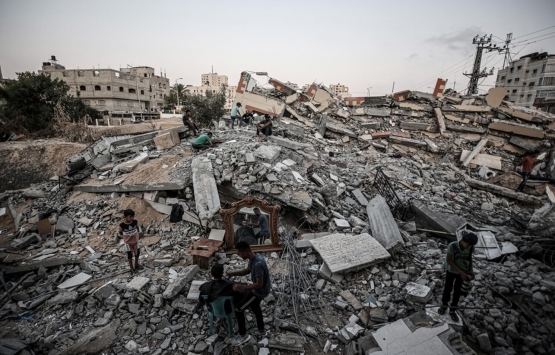 Filistin de İsrail saldırıları nedeniyle 2 bin konut yıkıldı!