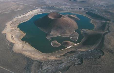 Mogan Gölü taşıma suyla canlandırılmaya çalışılıyor! 