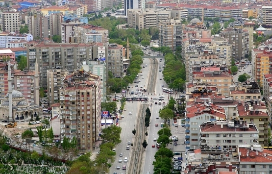 Konya'da 7.6 milyon TL'ye icradan satılık bina!