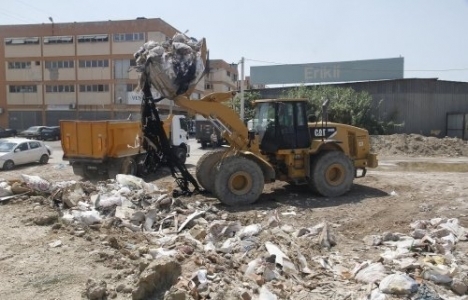 Konak'ta inşaat molozu dökenler para cezası ödeyecek!