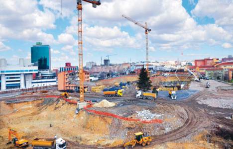 Atatürk Öğrenci Yurdu, inşaatı geciktiği için açılamadı!