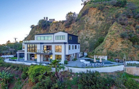 Demi Lovato Los Angeles’taki evini 9.45 milyon dolara satıyor!