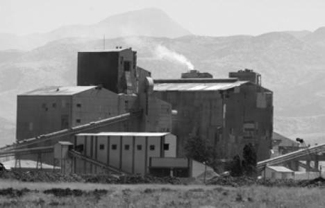 Kepez Belediyesi Ferro Krom Fabrikası'nın park alanı olarak planlanmasını onayladı!