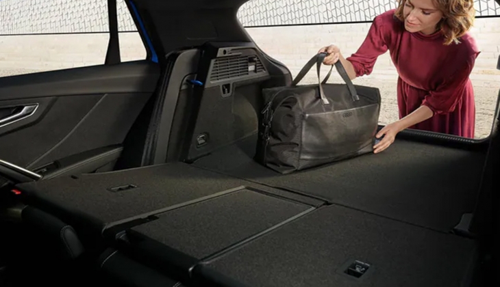 Şehrin yakışıklı SUV Audi Q2 100 bin TL indirimde. İşte 28 Nisan 2022 fiyat listesi.