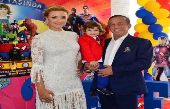 Petek Ertüre: Ali Ağaoğlu artık sadece oğlumun babası!