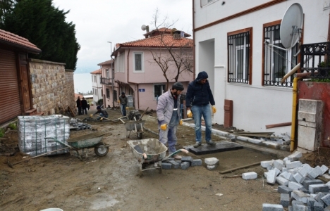 İzmit Sırrıpaşa'da cephe iyileştirme çalışmaları başladı!