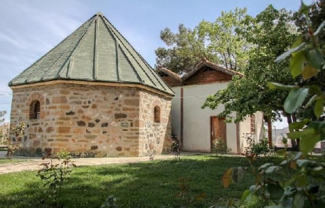 Koyunbaba Türbesi'nin çevre düzenlemesi tamamlandı!