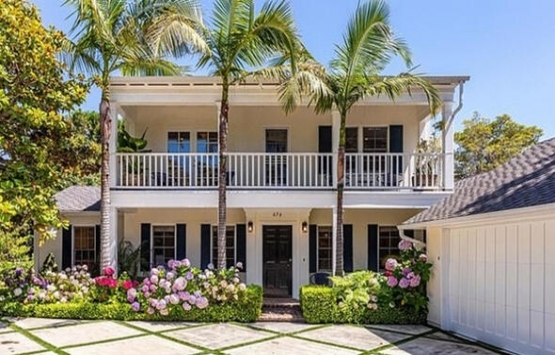 Jonah Hill nişanlısına Los Angeles tan ev aldı!