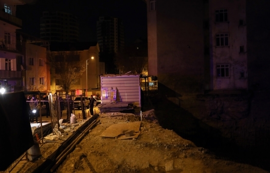 Ankara da toprak kayması nedeniyle bir apartman boşaltıldı!