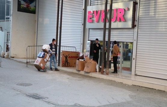 İlkadım'daki ruhsatsız EVKUR binası mühürlendi!