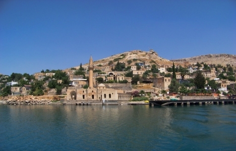 Şanlıurfa Halfeti'de 2 milyon TL'ye satılık arsa!