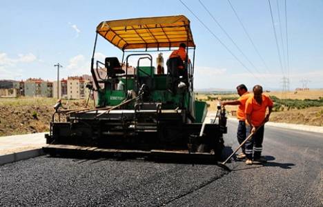 İzmir Büyükşehir Belediyesi 10 yılda 6 milyon 617 bin 500 ton asfalt döktü!