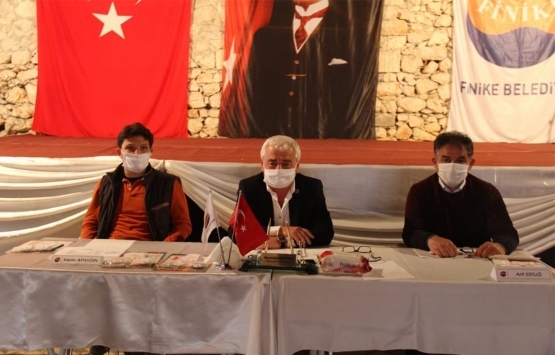 Finike Belediyesi kiracılarından 3 ay kira almayacak!