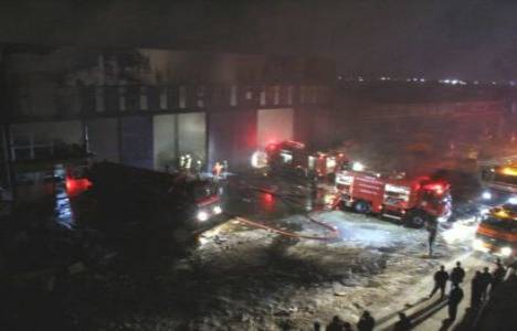 Samsun'da kağıt fabrikasında yangın çıktı!