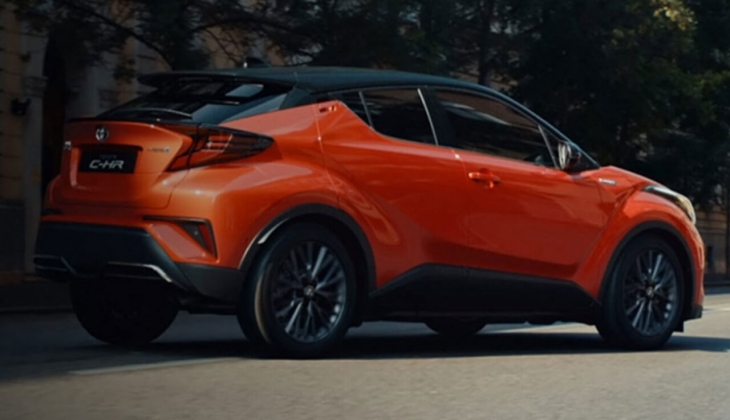 Toyota C-HR Hybrid te özel ÖTV oranlı fiyatlar! Hemen bakın! İşte 18 Ağustos 2022 fiyat listesi