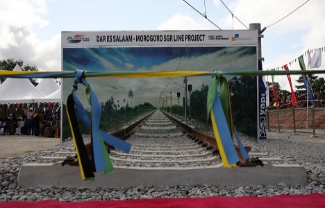 Doğu Afrika’nın en hızlı tren hattı için temel atıldı!