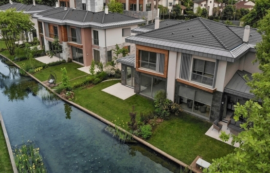 Düşük faiz oranları yeni projeleri raftan indirdi!