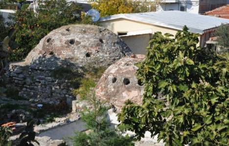İzmir Foça'daki tarihi hamam yeniden hayat buluyor!