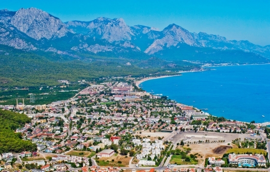 Kemer'de 93 milyon TL'ye icradan satılık tatil köyü!