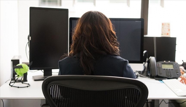 Uzaktan eğitime geçen üniversiteliler dikkat! Evinizden para kazanacaksınız!