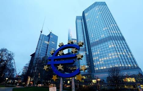 ECB'den faiz ve parasal genişleme hamlesi beklenmiyor!