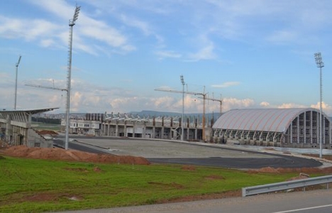 Batman Stadyumu yüzde 50 tamamlandı!