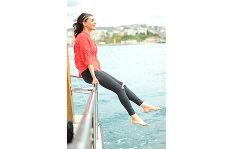 Nesa Palas projesinin reklam yüzü Gaye Evin oldu!