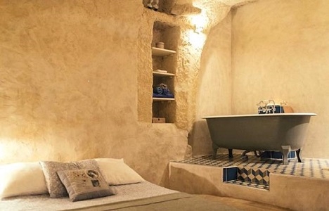 Fransa da 1 Euro ya alınan mağara ev oldu!