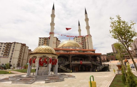 Gaziantep'te baklava motifli cami yapıldı!