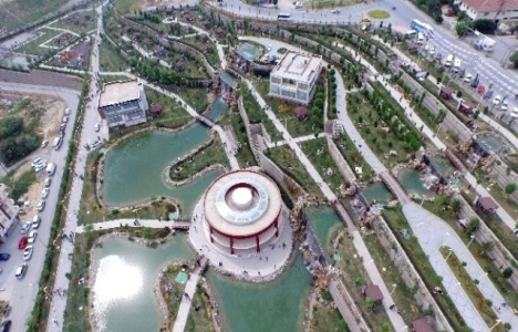 Prof. Dr. Necmettin Erbakan Parkı Esenyurt'ta açıldı!