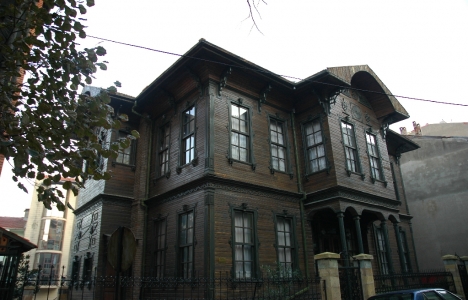 Seyhan'da tarihi konağa restorasyon!