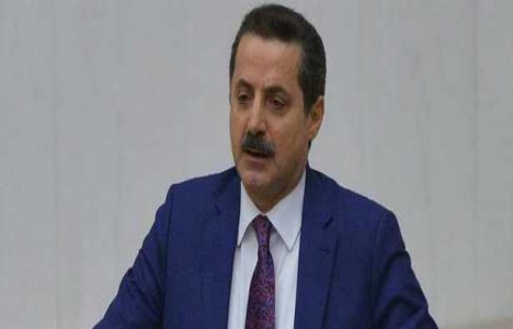 Bakan Çelik emeklilerin ev talebini Başbakan'a iletecek!