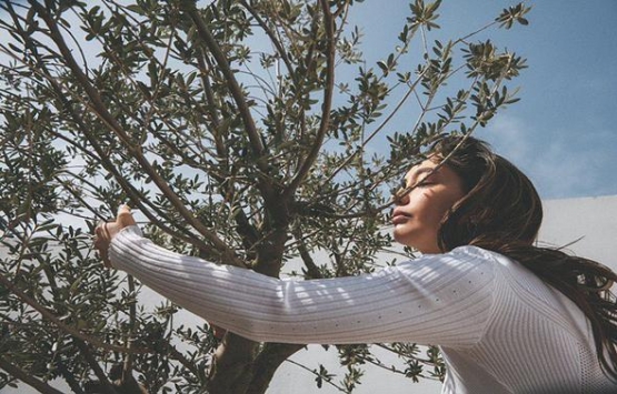 Kadir Doğulu ile Neslihan Atagül Kaz Dağları’nda arsa alıyor!