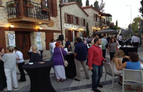 Kuşadası'nda ilk Uluslararası Seramik Çalıştayı başladı!