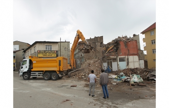 Erzurum çöken bina