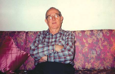 Muhteşem Giray kimdir?