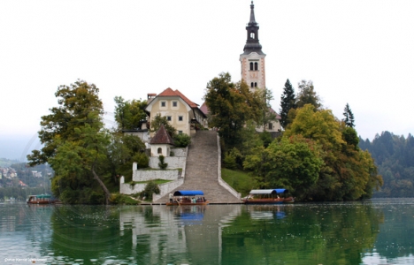 İşte mimarisiyle dikkat çeken 18 dini yapı!