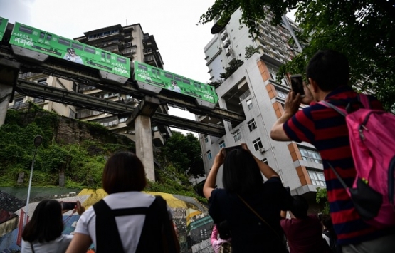 Çin deki sıra dışı toplu taşıma istasyonu!