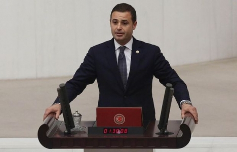 Ahmet Akın Suriyeliler'e ev verilmesini meclise taşıdı!