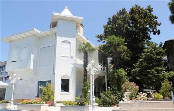 Tarihi Kuleli Yalısı 190 milyon liraya satılıyor!