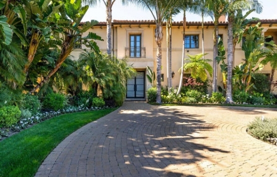 Kaley Cuoco Los Angeles taki evini satıyor!