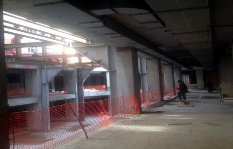 Acunkentli müteahhit oldu, AVM yi de bitirdi!