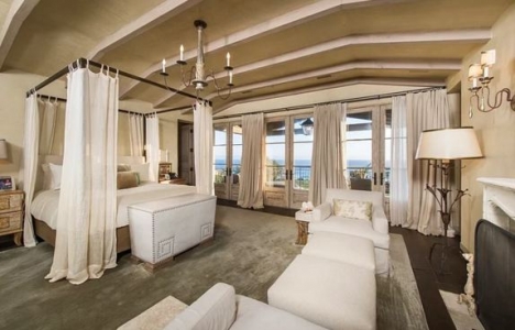 İşte Lady Gaga nın Malibu daki evinin resimleri!