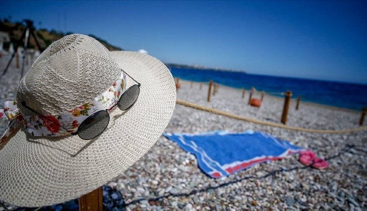 Otel fiyatları cep yakıyor! Yerli turist yurt dışını tercih ediyor...